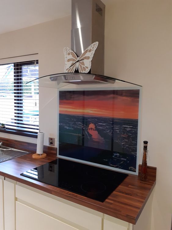 Bespoke Fitted Kitchens, Gloss Handleless Doors, STRABANE WHOLESALE LTD, Strabane, Co. Tyrone, 02871 382374