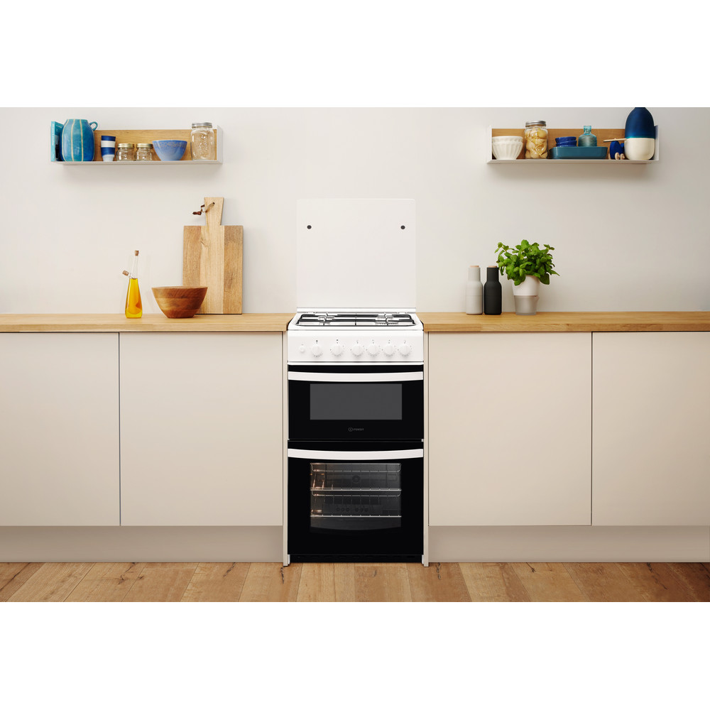 INDESIT Gas freestanding double cooker with glass lid: 50cm