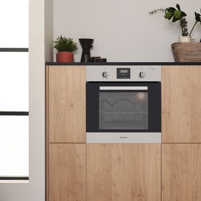 Large range of HOTPOINT, INDESIT, HOOVER, BEKO, PRIMA HOBS, SINGLE OVENS, DOUBLE OVENS, UNDER OVENS in stock. Same Day Delivery, STRABANE WHOLESALELTD, STRABANE, CO. TYRONE, BT82 8EH, 02871382374