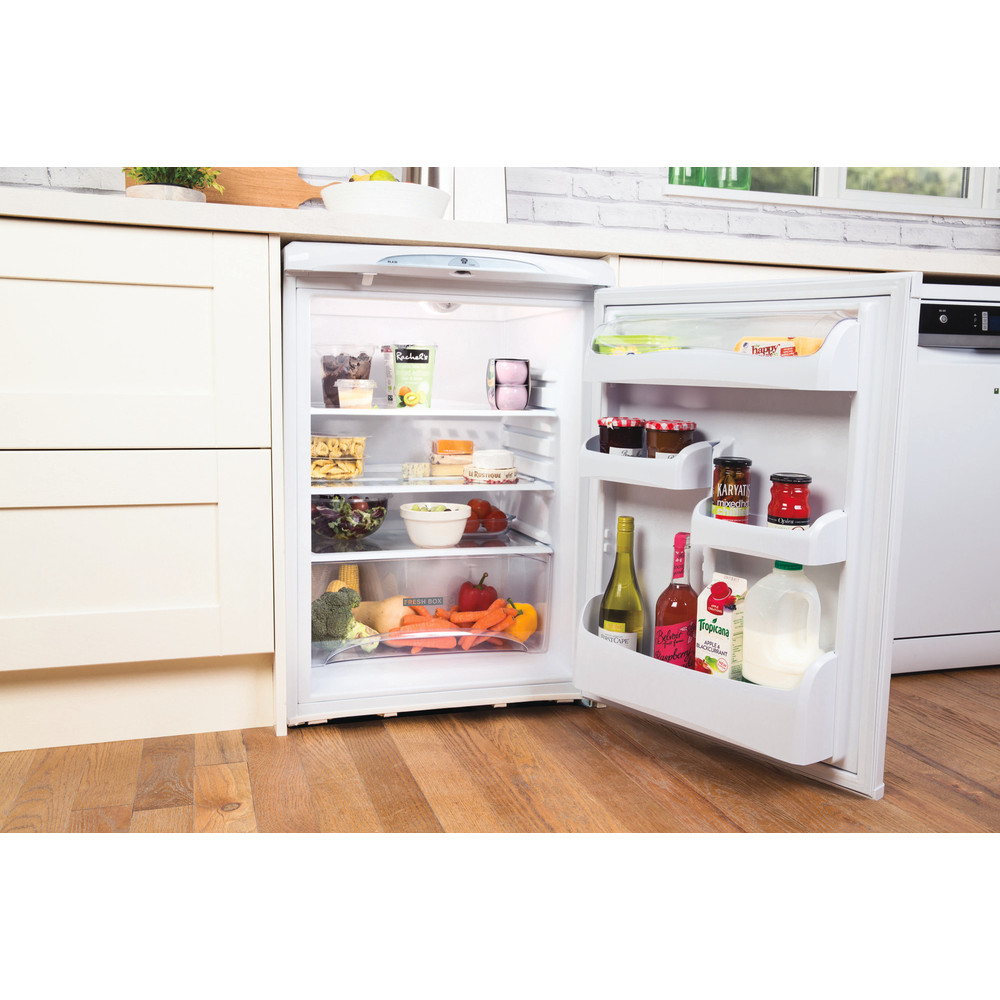 Hotpoint under-counter fridge 149L RLA36P