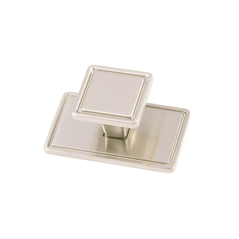 Windsor - Brushed Nickel Square Knob & Back Plate